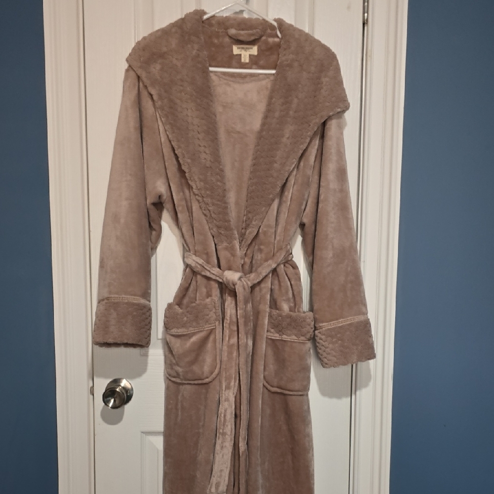 Luxurious Taupe Women's Robe